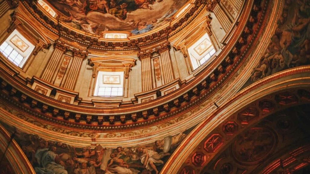 2025 Italy ShareChat फुल कैटेगरी एडवरटाइजिंग रेट कार्ड इंडिया के लिए