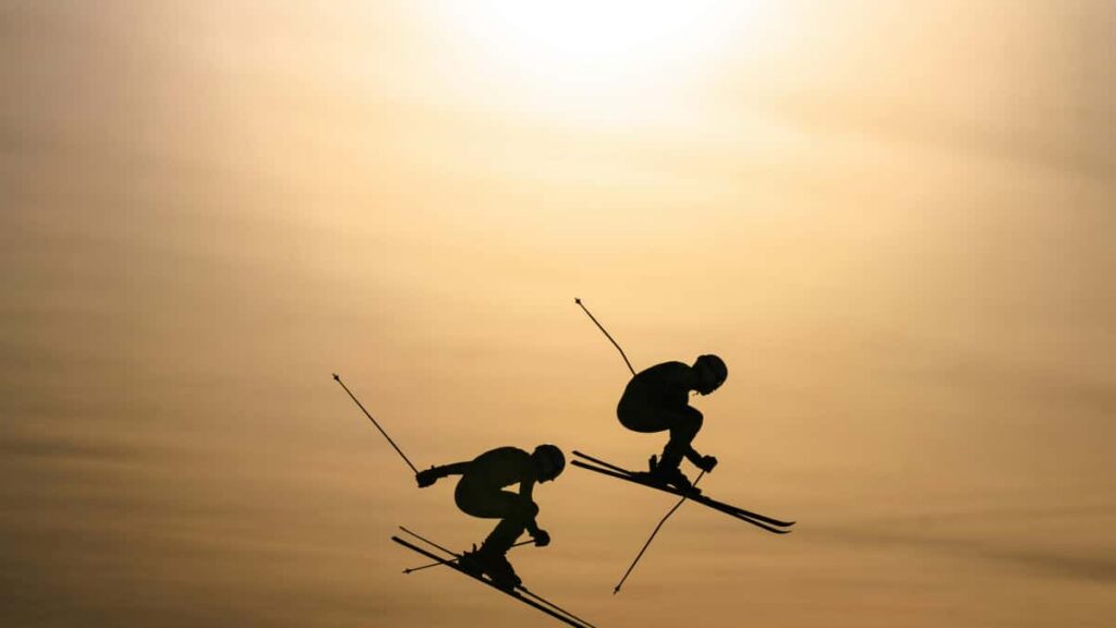 Slovakia Threads , ,