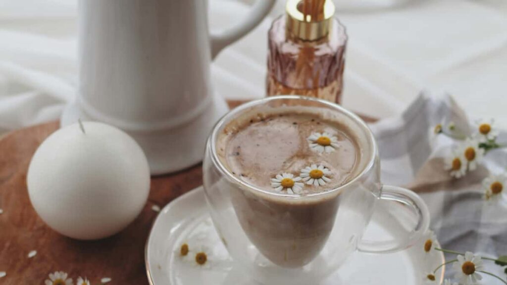 advertisers ShareChat , ,